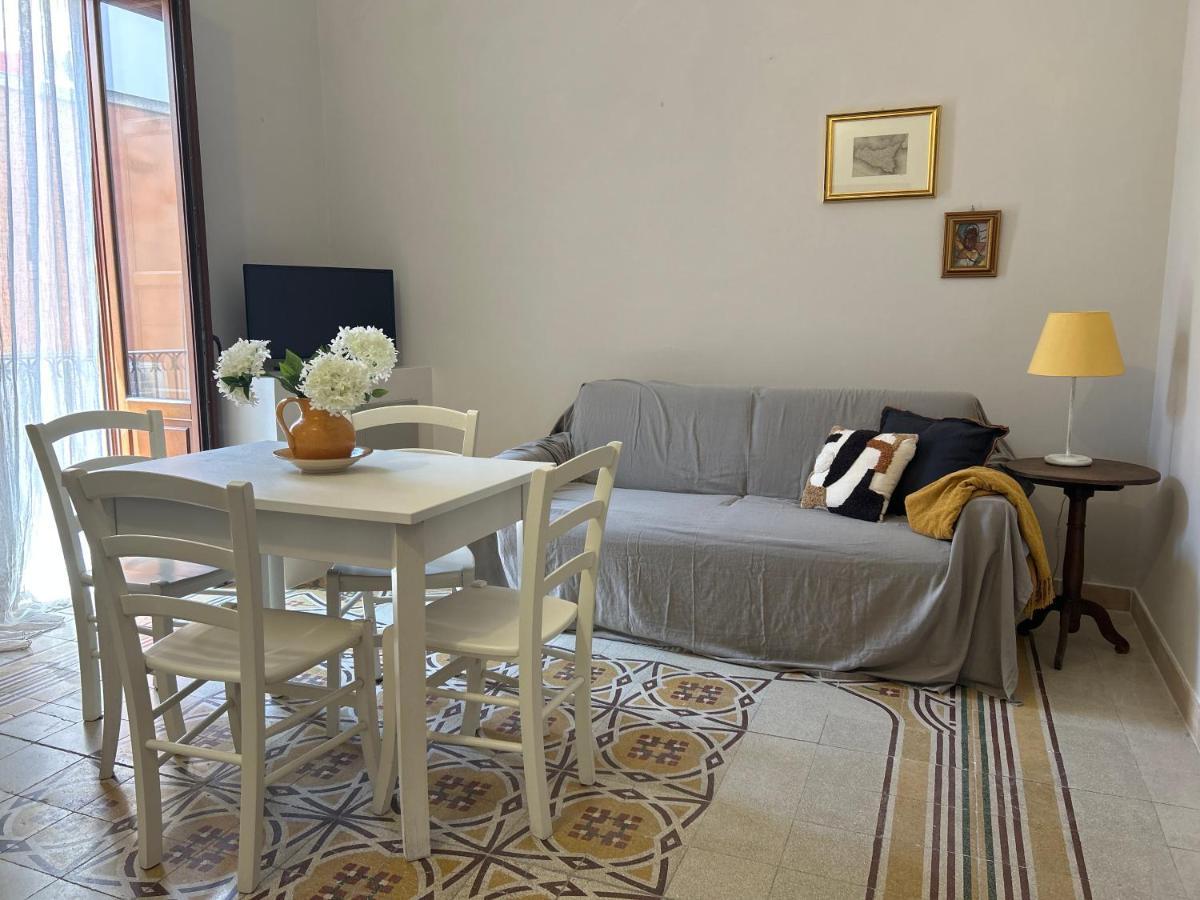 Appartement Galli Beach House Sicily à Trapani Extérieur photo